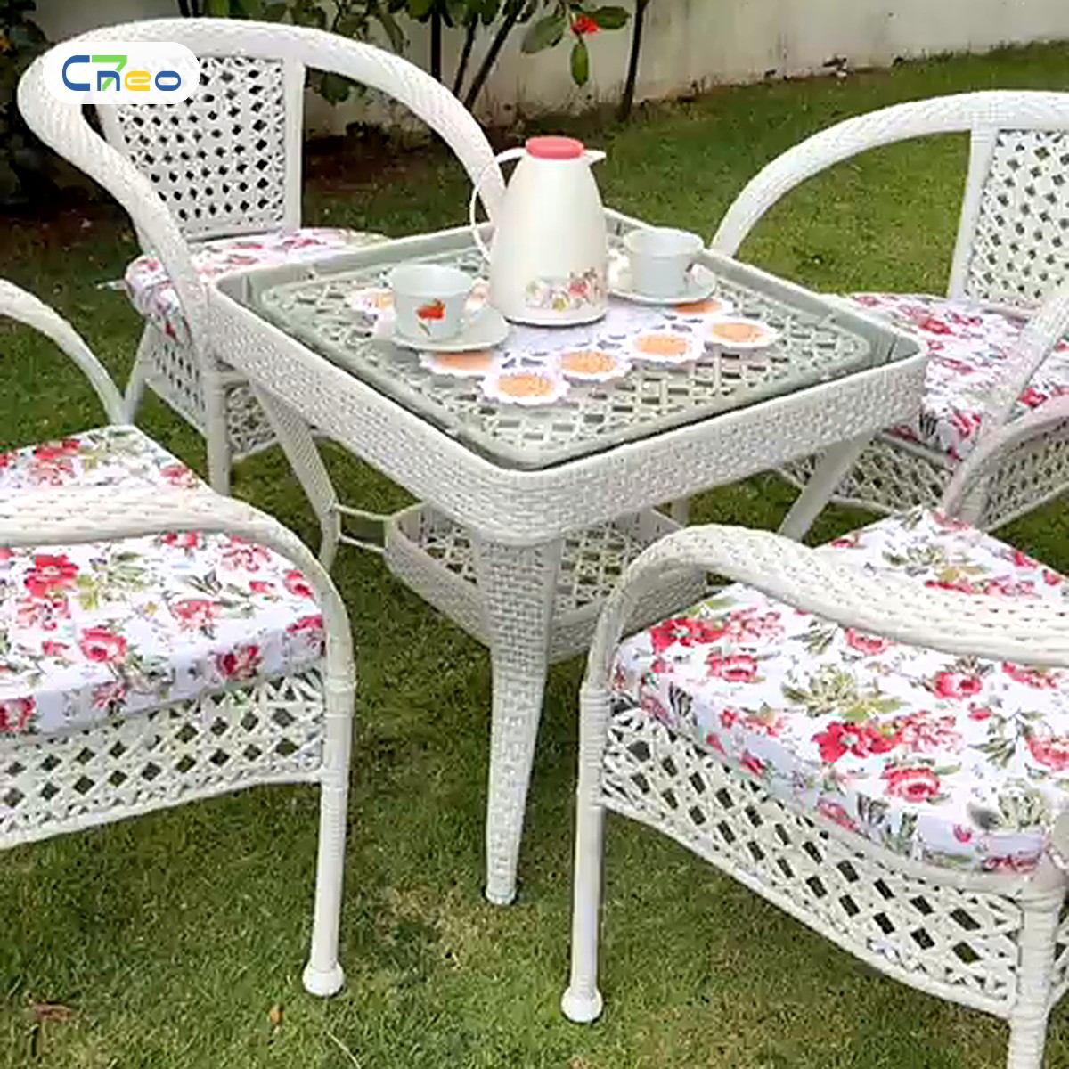 Jogo de Mesa e Cadeiras Jardim C7 Neo Glamour